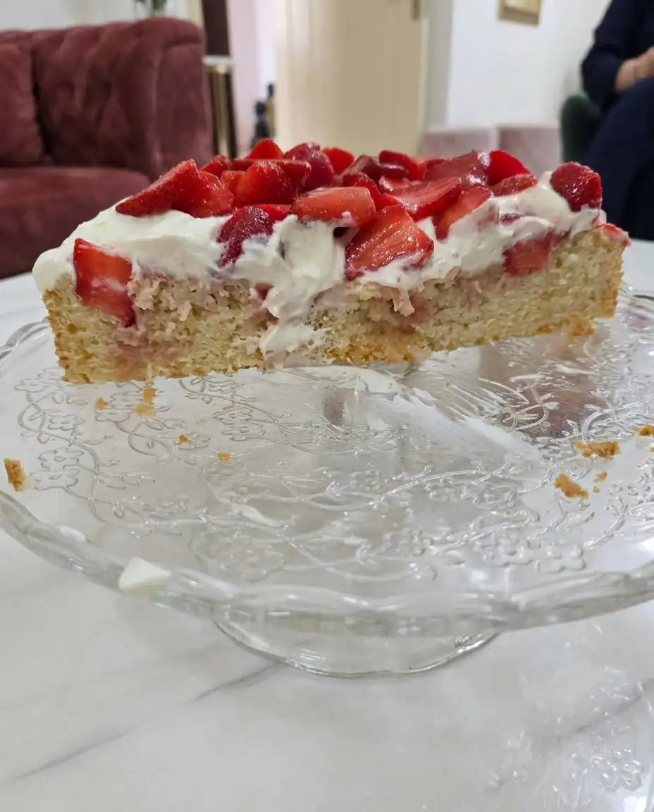 Strawberry ‘Shortcake’ Layer Cake 13 Mascarpone whipped cream showing rigid stiff peaks on a whisk attachment